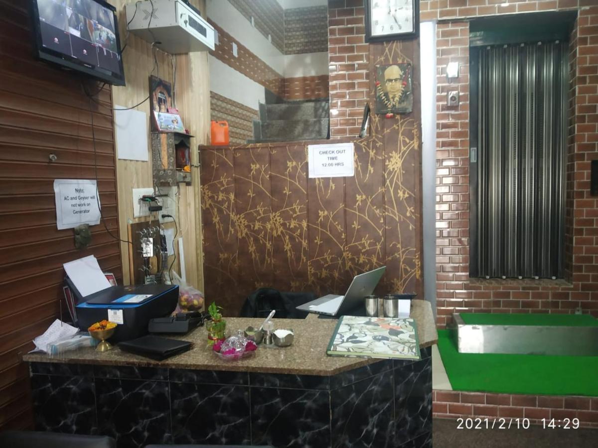 Hotel Aarti Darshan หริทวาร ภายนอก รูปภาพ
